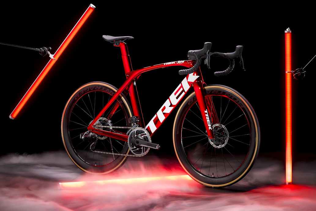 トレック Madone(Ruby)