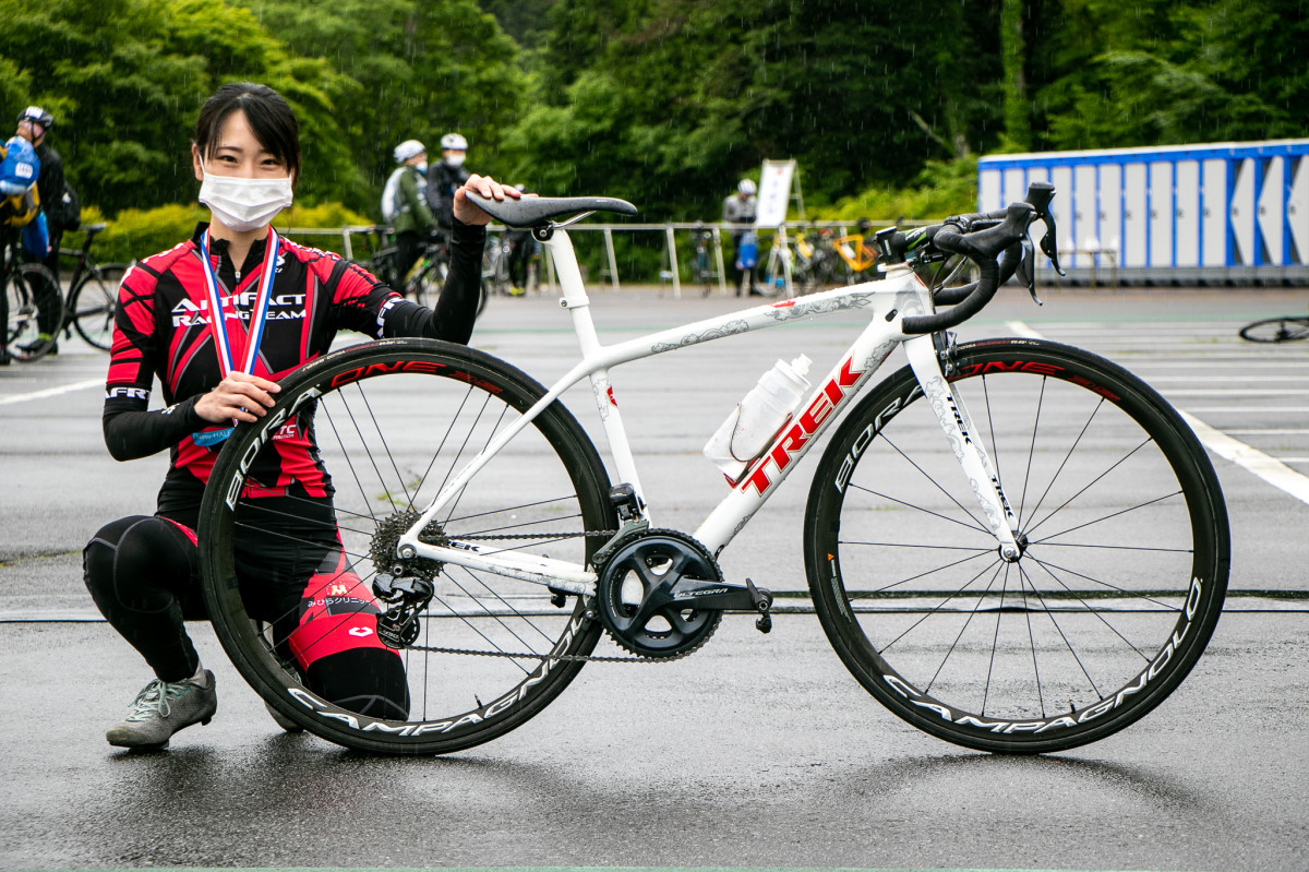石井嘉子(アーティファクトレーシング)トレック Madone 7