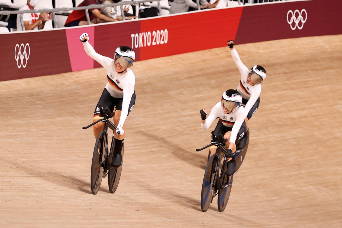 女子チームパーシュート予選 ドイツが4:07.307(世界記録)でトップタイム