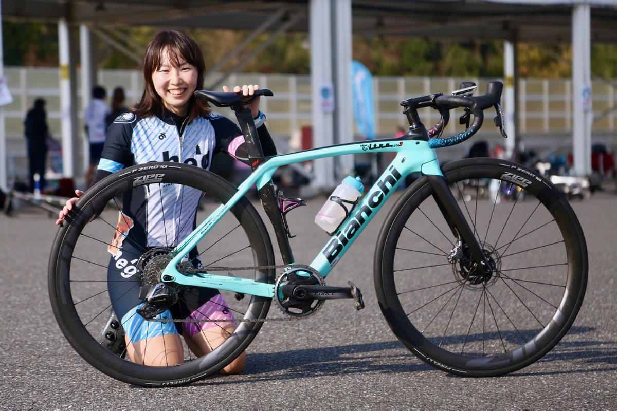 福山舞さん(Sheg)とビアンキ Oltre XR3 Disc