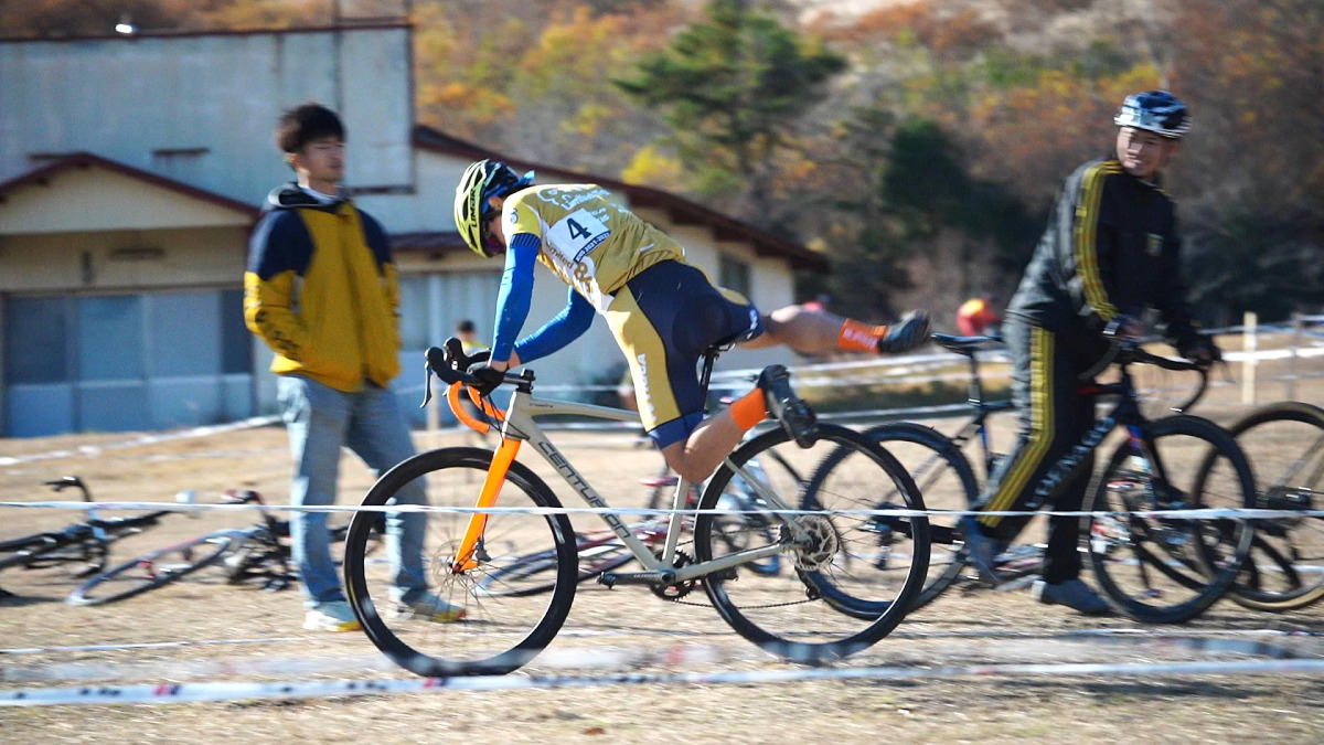 バイク交換を行った副島達海(Limited Team 846)