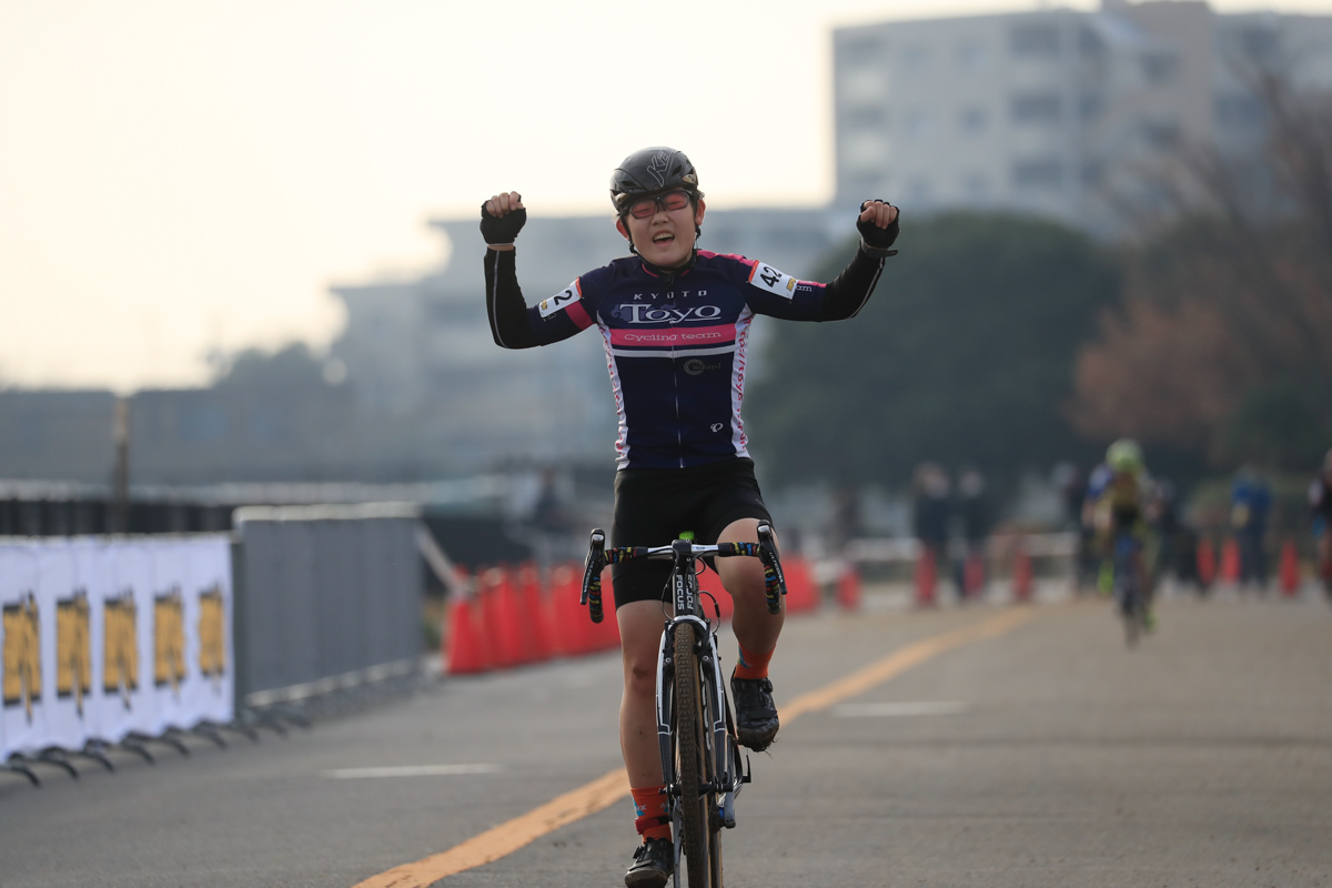 WU17は西原夕華(トーヨーCT)が制する