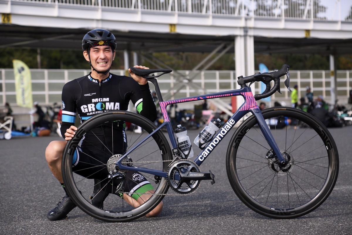 藤巻仁さん(MGM GROMA)とキャノンデール SuperSix EVO Hi-Mod