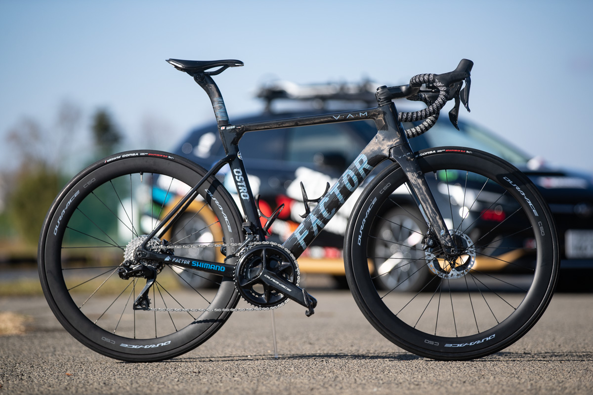 ファクター OSTRO VAM。小石祐馬(チーム右京相模原)のレースバイクだ