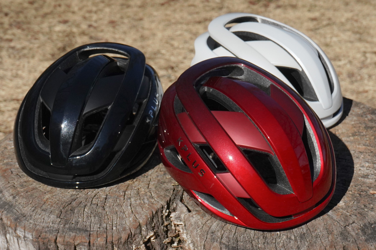 ケープラス ALPHA(White、Black、Lava Red)