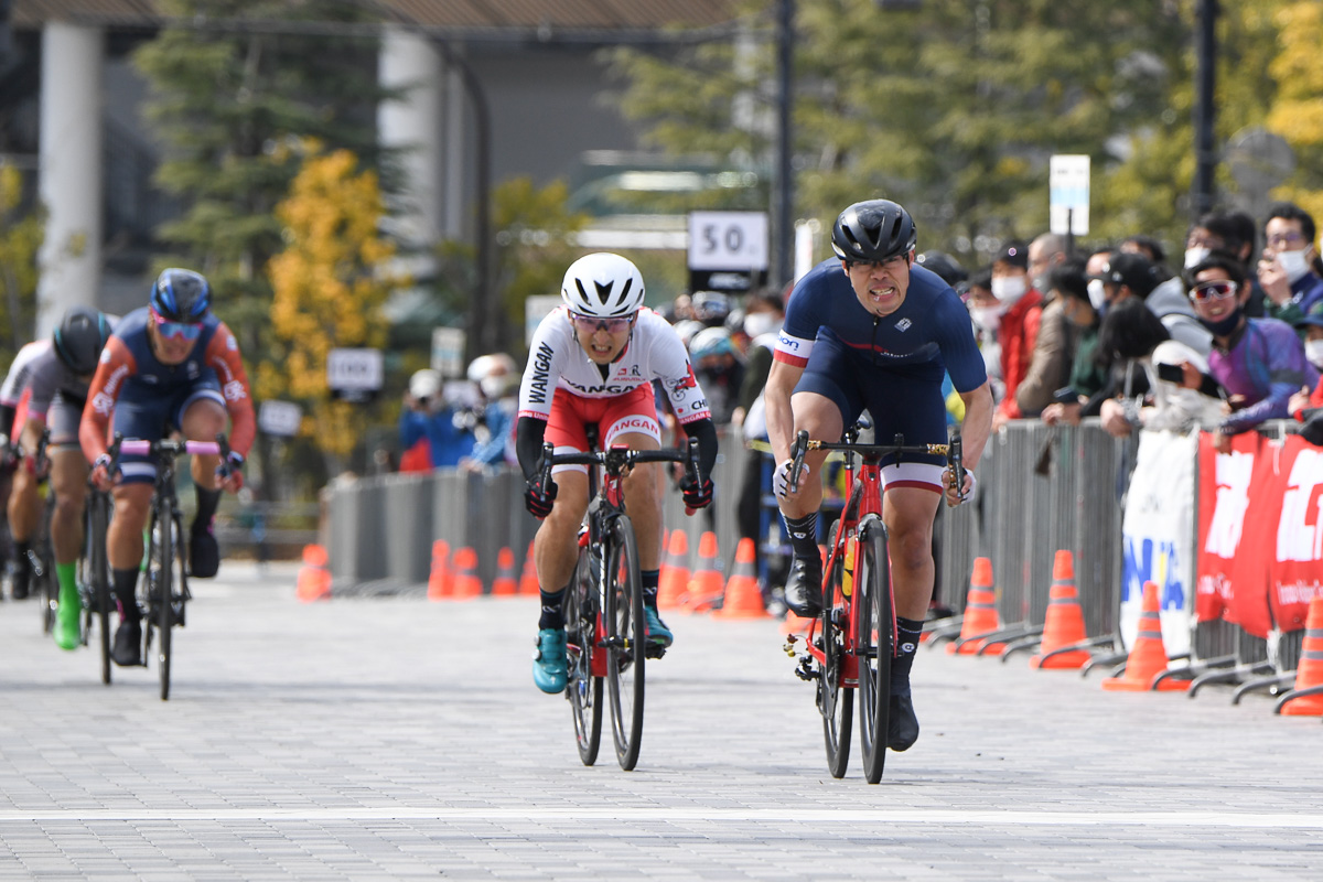 マスターズクリテリウム 森栄晃彦(パラティアムTOKYO Fusion Systems)が優勝