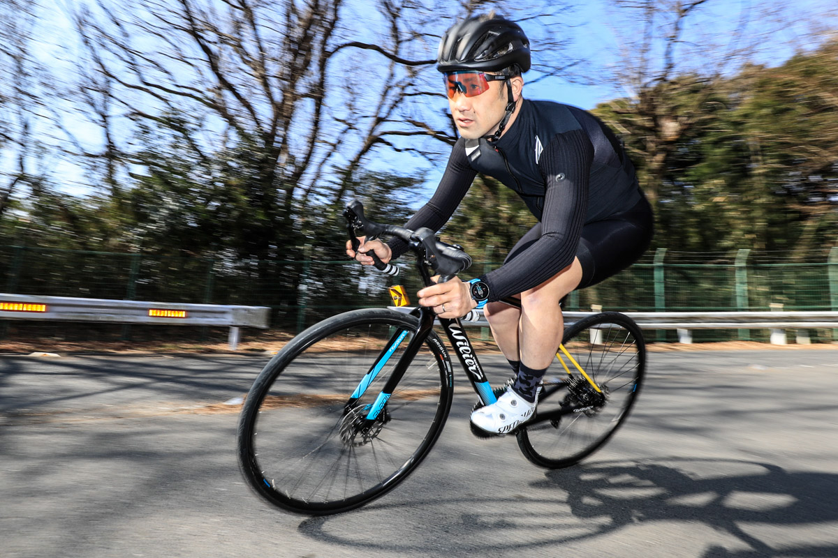 「ハンドリングにも癖がなく、長時間乗るときにアドバンテージとなってくれる」安藤光平(Bicicletta SHIDO)