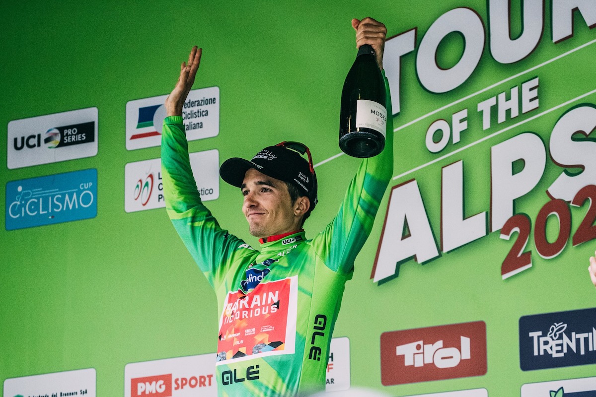 総合首位に立ったペリョ・ビルバオ(スペイン、バーレーン・ヴィクトリアス)