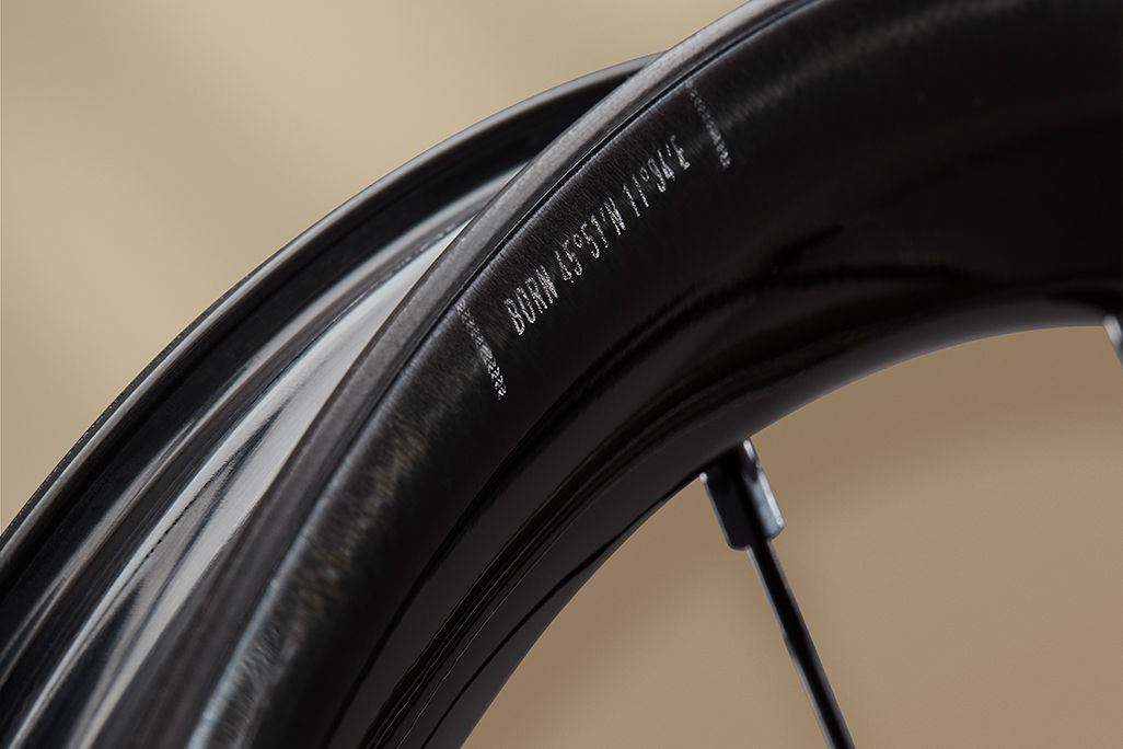 BORA ULTRA WTO同様のC-LUX仕上げとされている