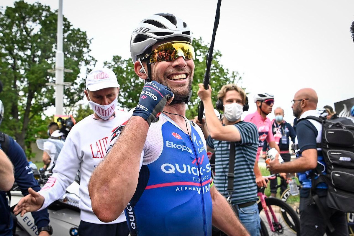 9年ぶりのジロ区間優勝を喜ぶマーク・カヴェンディッシュ(イギリス、クイックステップ・アルファヴィニル)