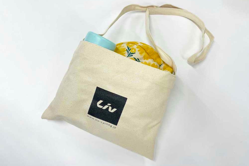 Livの「ヒルクライム女子応援」キャンペーンではサコッシュをプレゼント
