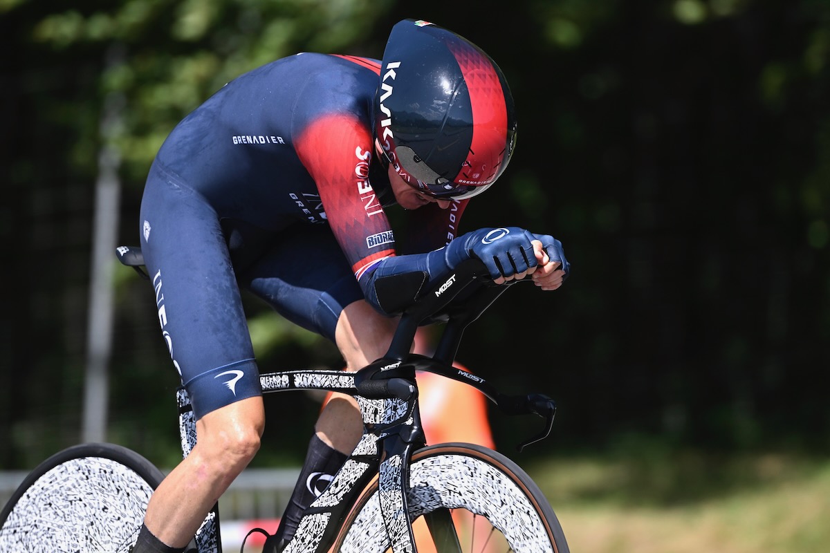 区間2位に食い込んだゲラント・トーマス(イギリス、イネオス・グレナディアーズ)
