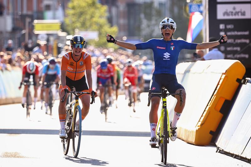 ロード世界選手権2021でスプリントを制したエリーザ・バルサモ(イタリア)
