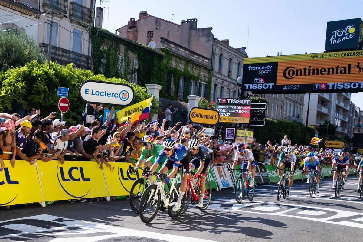 C60ホイールで人生初のツール区間優勝を挙げたヤスパー・フィリプセン(ベルギー、アルペシン・ドゥクーニンク)