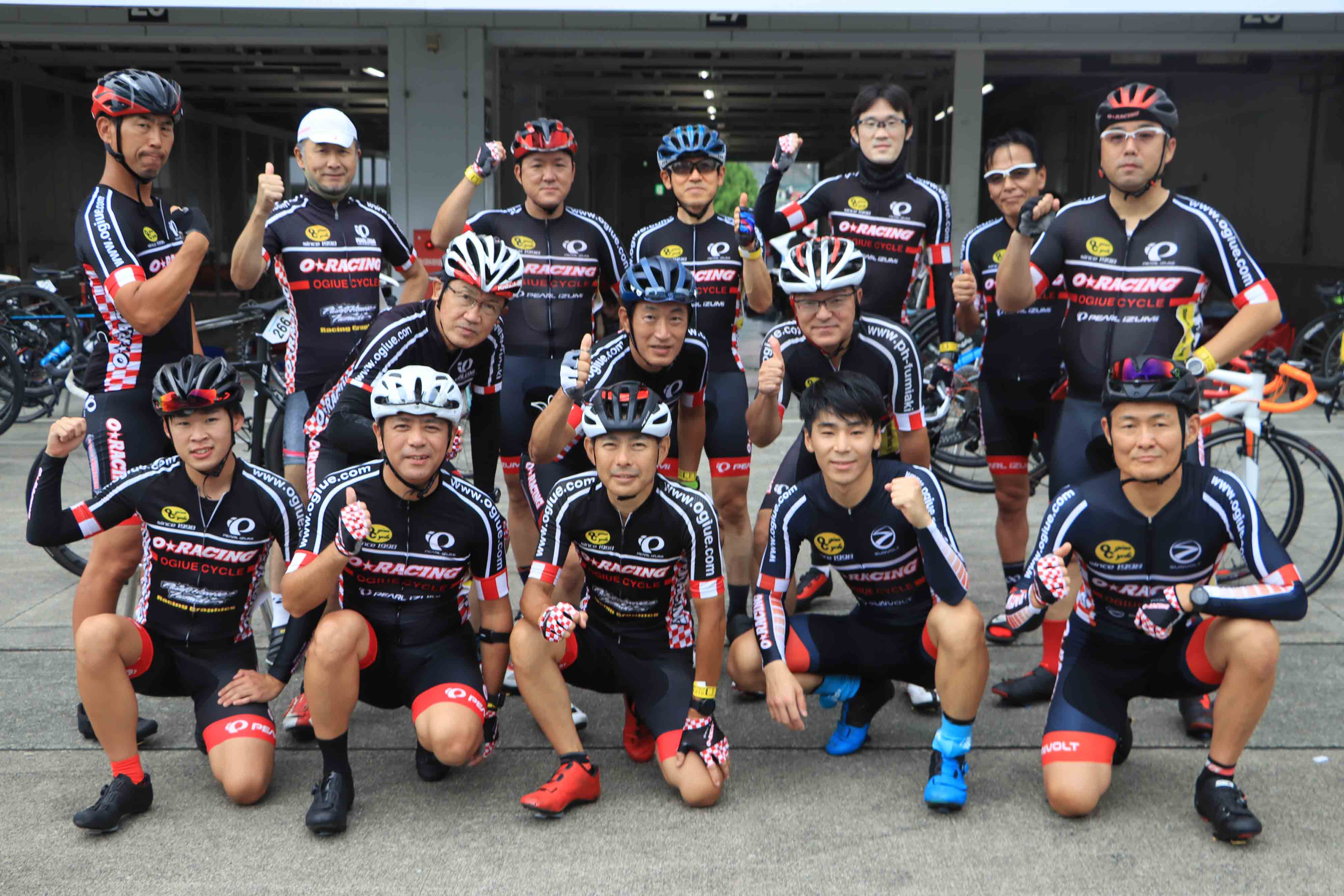 オギウエサイクル(岐阜県各務原市)のチーム、O☆RACINGの皆さん