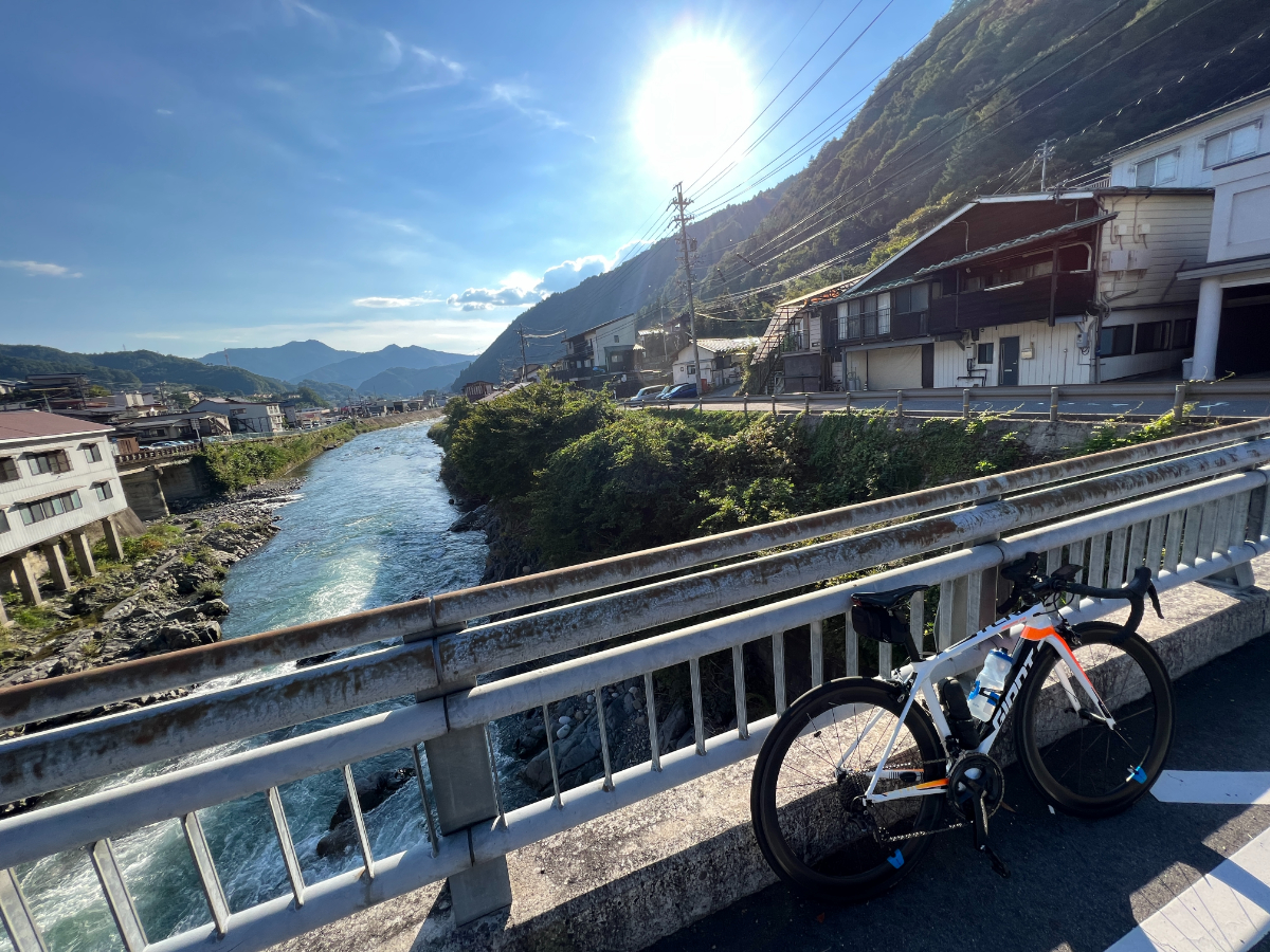 木曽川と宿場町が日本の原風景を想わせる 美しい木曽福島滞在であった
