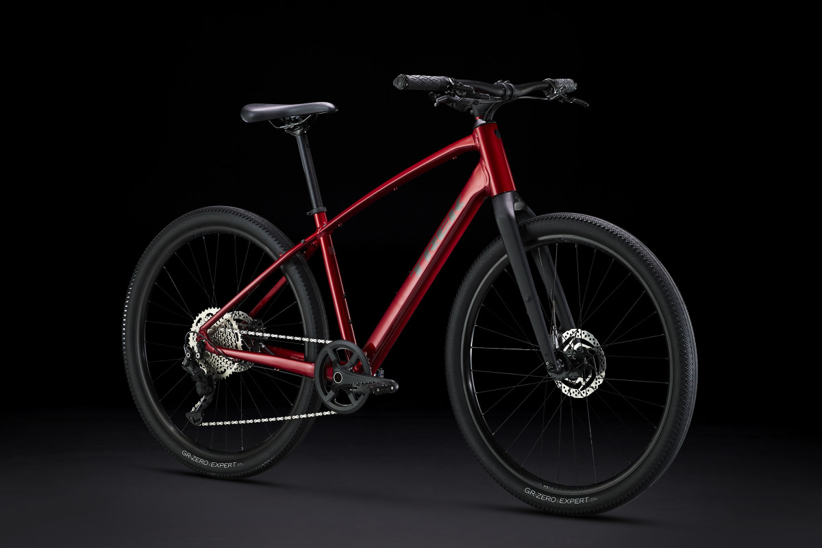トレック Dual Sport 3(Crimson)