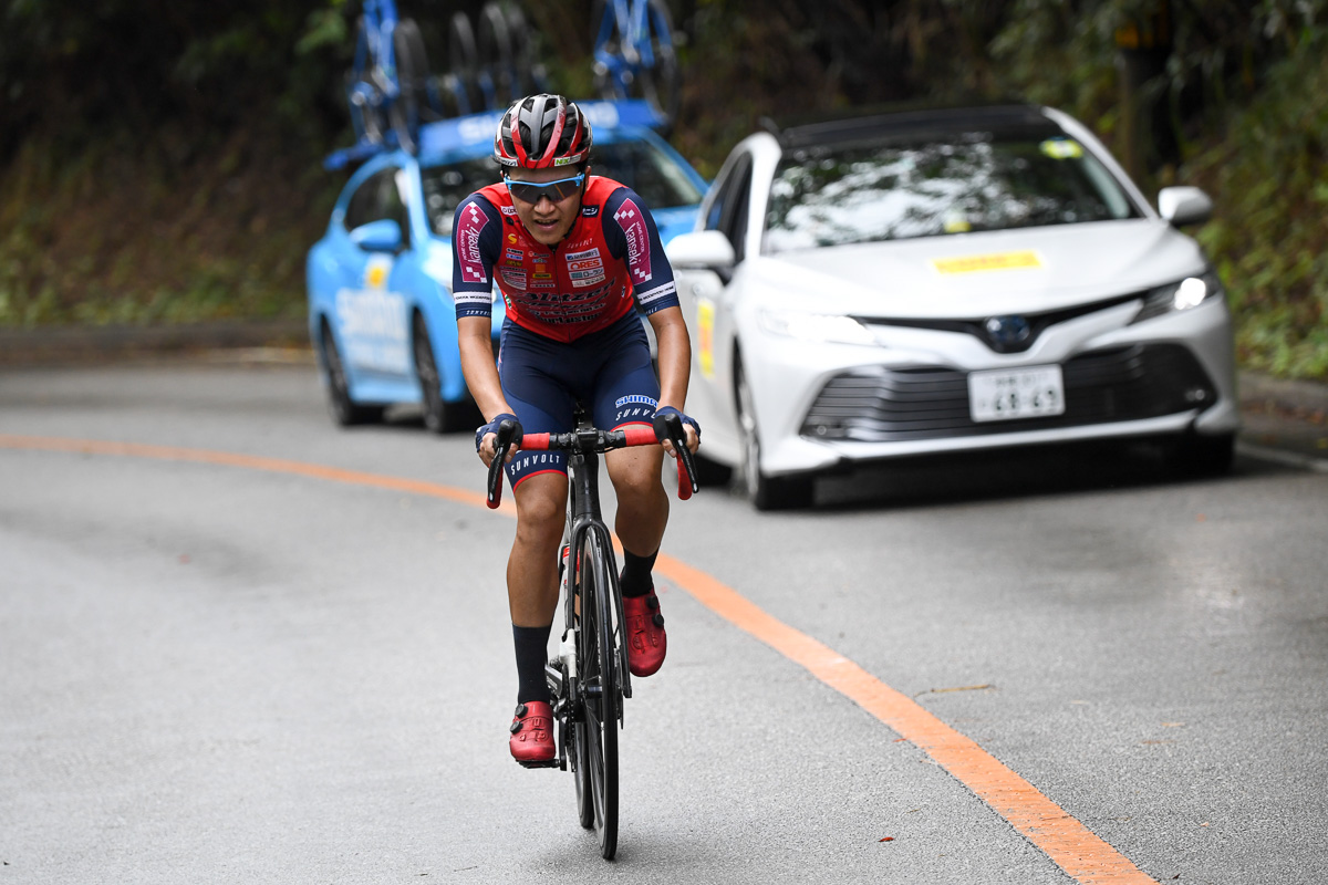 序盤から単独先行した宮崎泰史(宇都宮ブリッツェン)