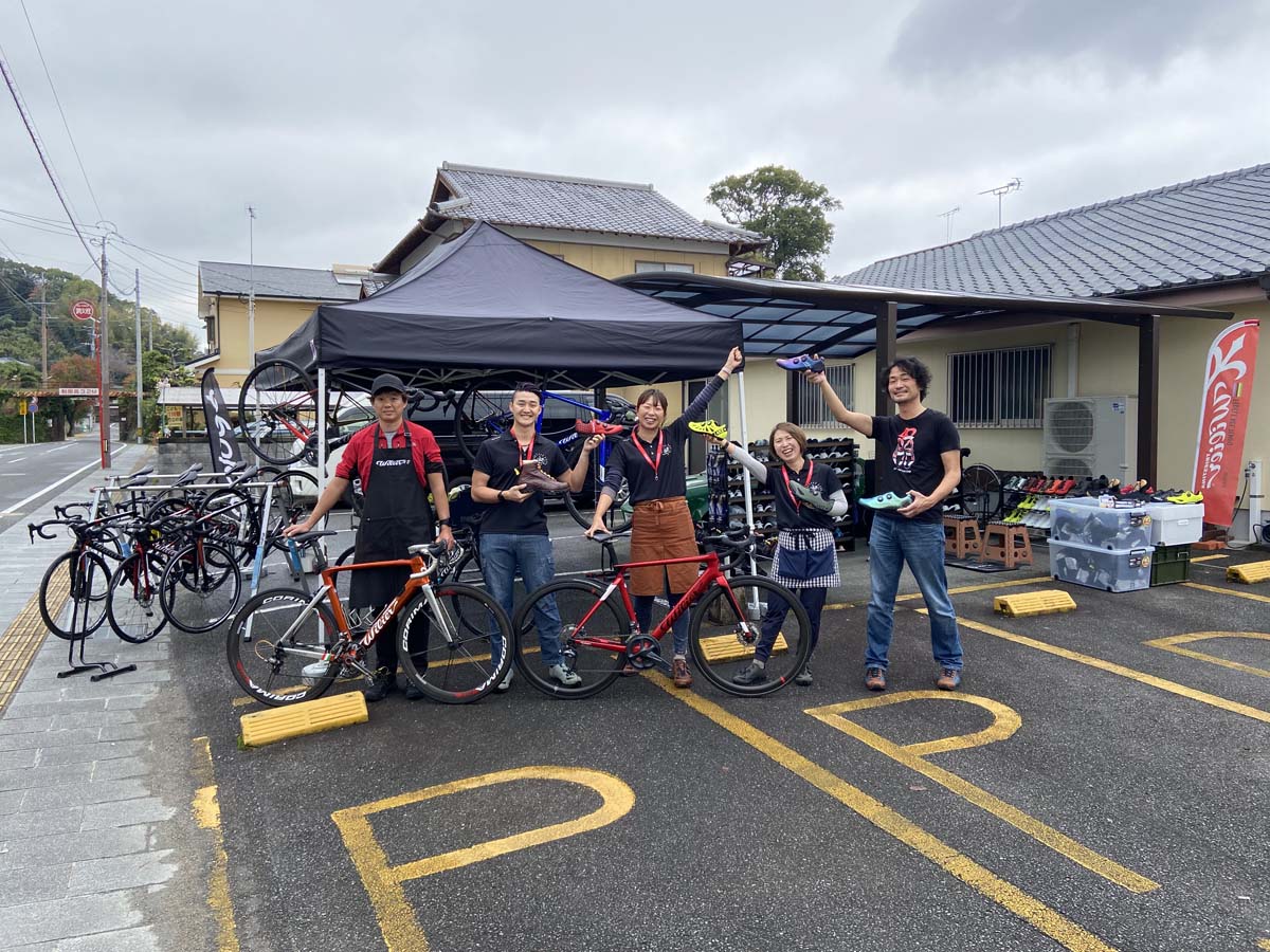 11月:今年最後の試乗会はレイクシューズさんと一緒に長崎県大村市のサイクルフレンドタカタでした。