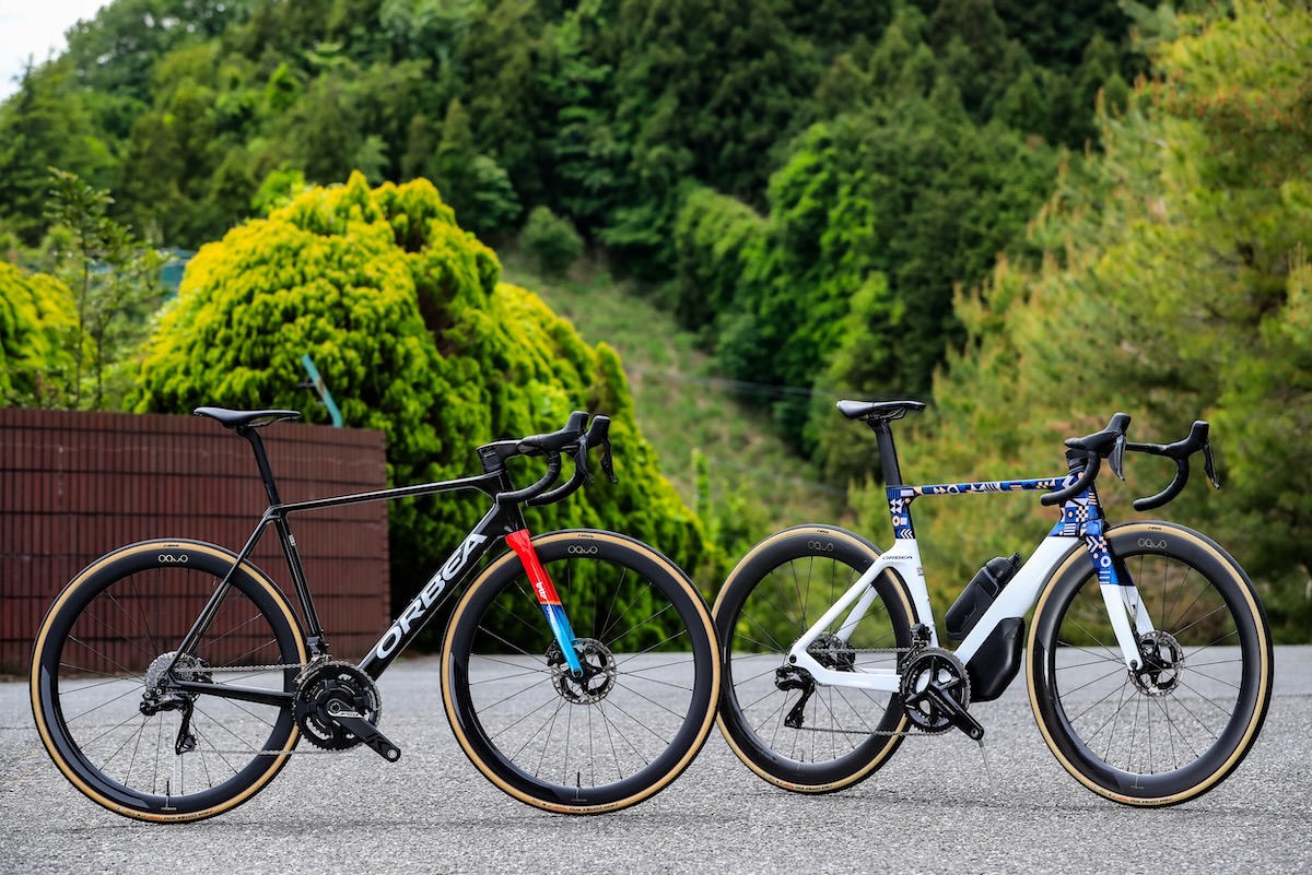 ORC(左)とORCA AERO(右)。共に最上級のOMXグレードを試した
