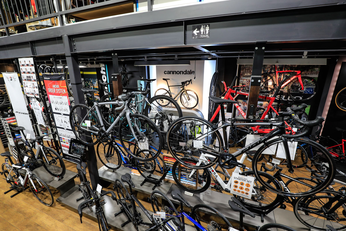 アメリカ、ドイツ、イタリア...各国のブランドバリエーションが豊富だ