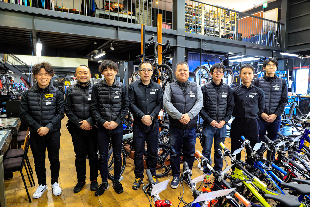 カミハギ小牧店スタッフの皆さん