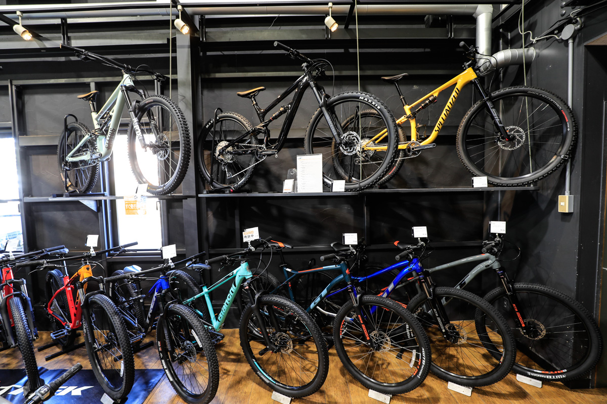 マウンテンバイクも得意。走れるスタッフが多くいるのも強みだ